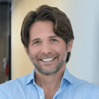 Adam Wolfson headshot