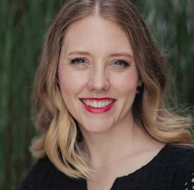 Beth Byrd headshot