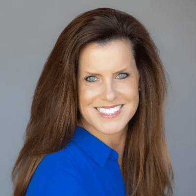 Kristen Estrella headshot
