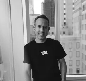 Lior Div headshot
