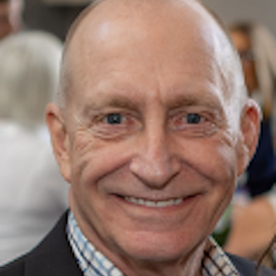 Alan Howard headshot