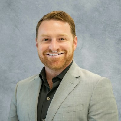 Alex Emerson headshot