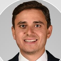 Evan Baum headshot