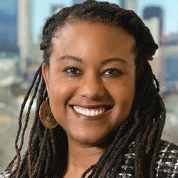 Erin Clark headshot