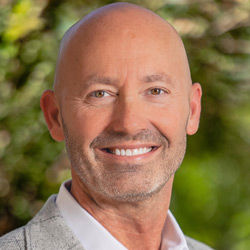 Justin Steltenpohl headshot