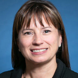 Kathleen Hylka headshot