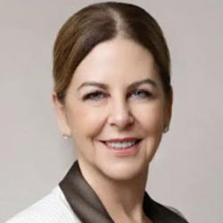 Kelli Jo Norris headshot