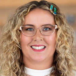 Marnie Gedey headshot