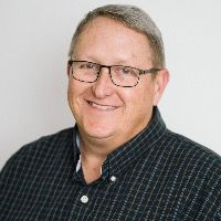 Tim Cross headshot